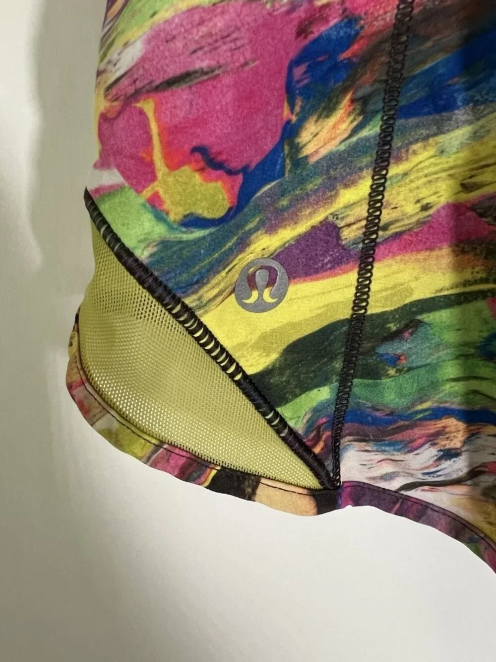 Lululemon tracker hotty hot shorts 4